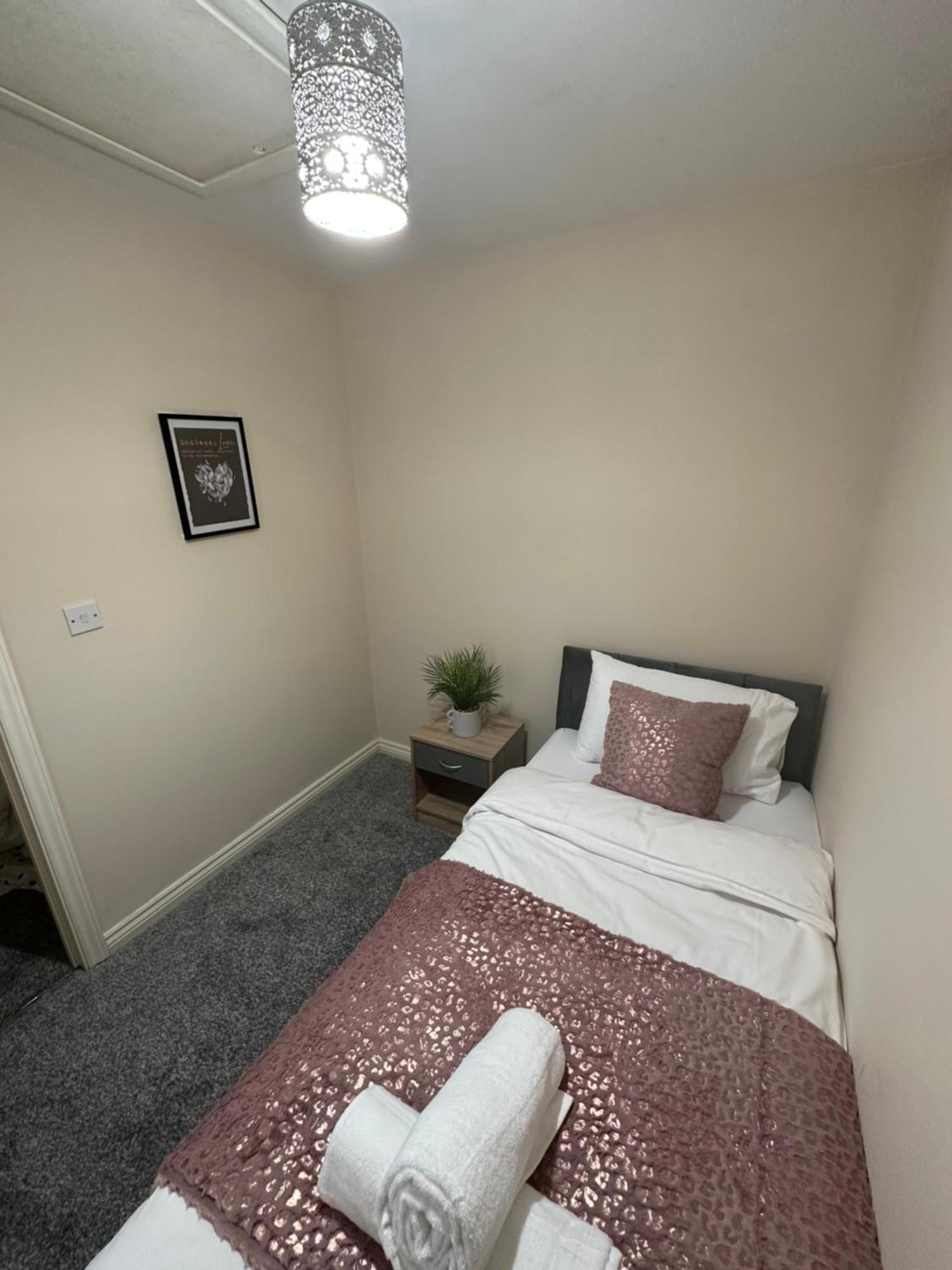 City Airport Apartment ウィゼンショー エクステリア 写真