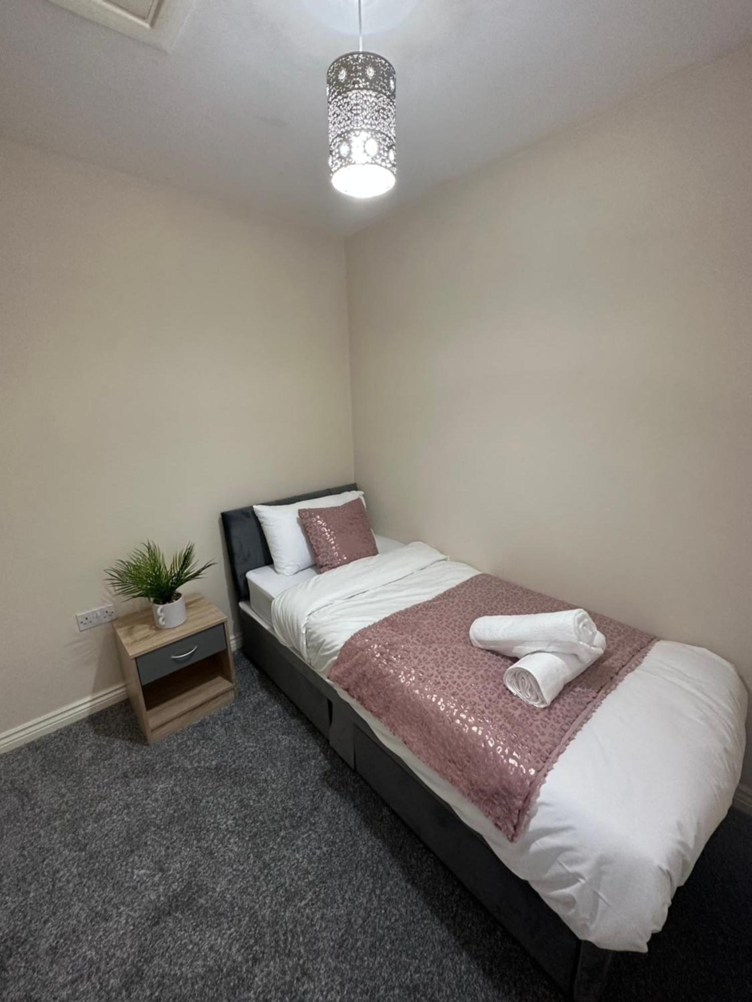 City Airport Apartment ウィゼンショー エクステリア 写真